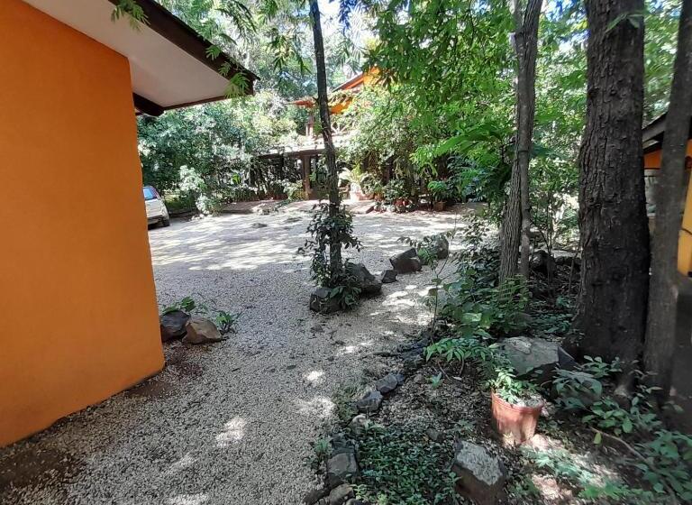 标准三人间, Cabinas La Playa