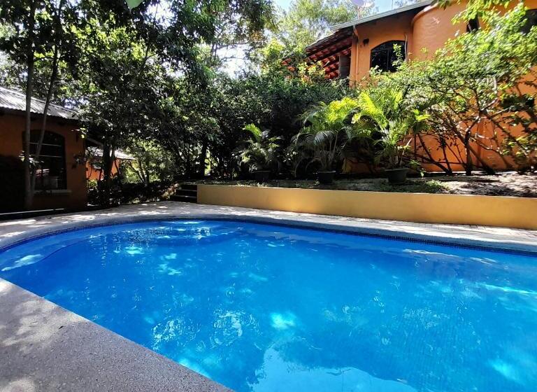 带2个卧室的别墅, Cabinas La Playa