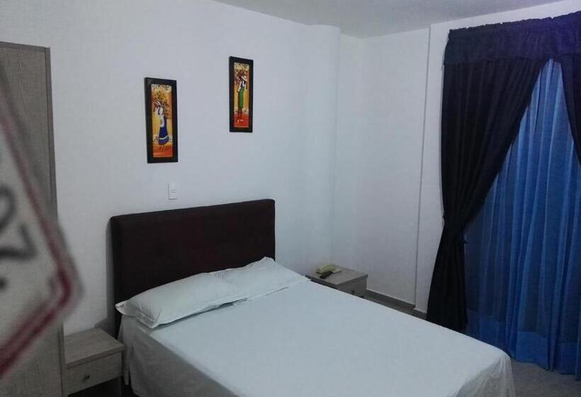 Номер Стандарт, Plaza Real Montelíbano