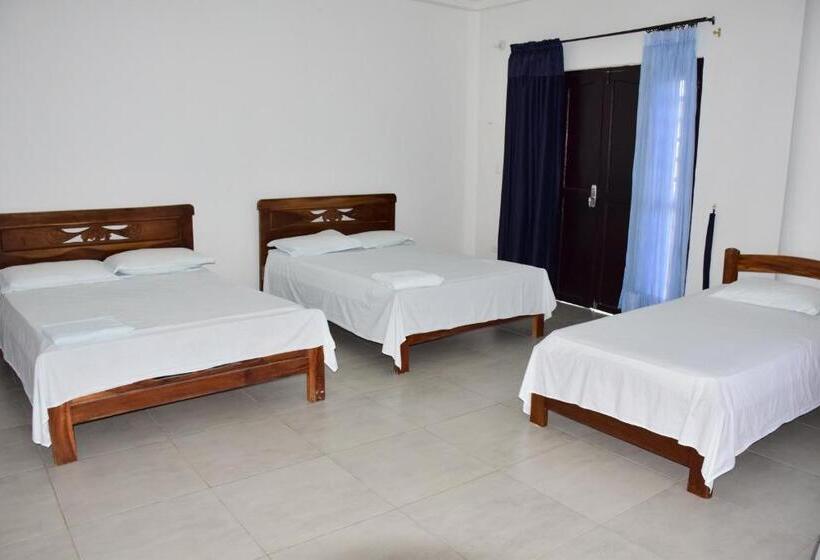 Семейный Номер, Plaza Real Montelíbano