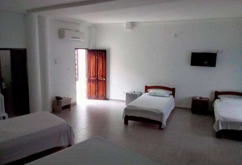 Семейный Номер, Plaza Real Montelíbano