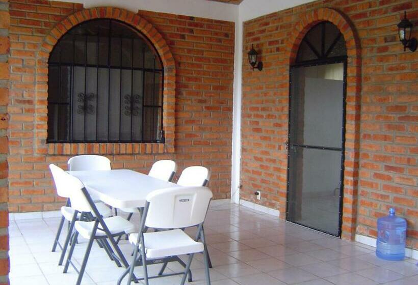 ２ベッドルームアパートメント, Villas Del Monteón