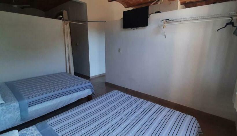 شقة غرفتين, Villas Del Monteón