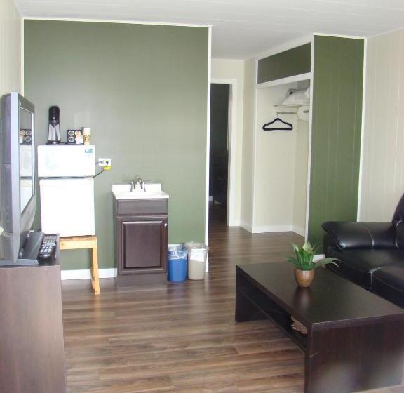 Lakosztály, Paddock Inn