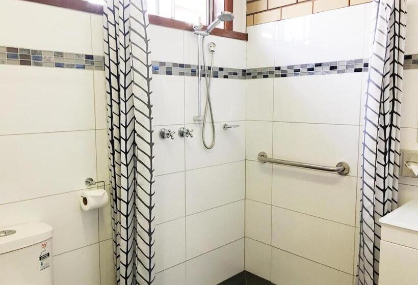 חדר סטנדרט מותאם לאדם עם מוגבלויות, Motel St Arnaud