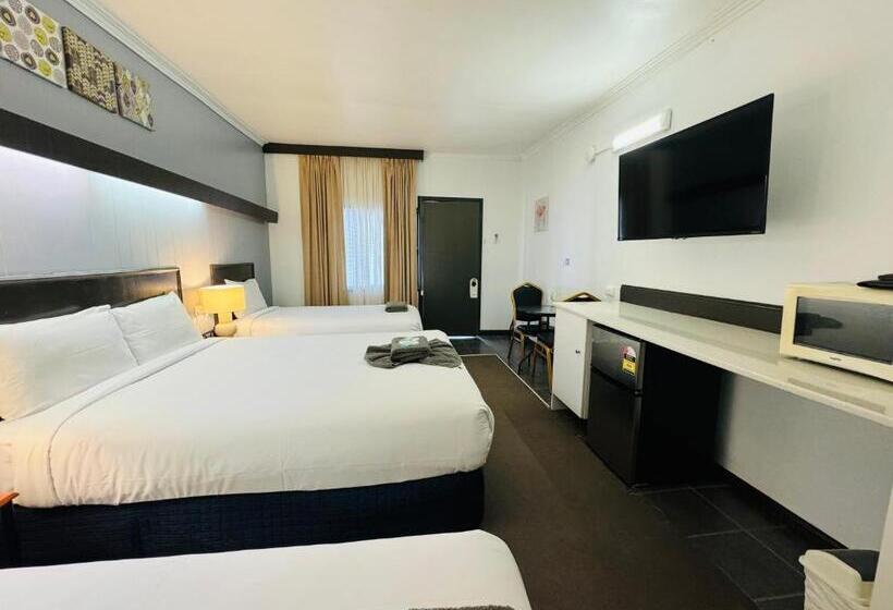 Семейный Номер, Motel St Arnaud