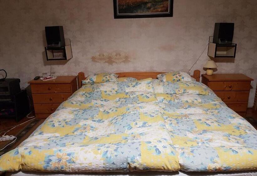 디럭스 룸, Jancsi és Juliska Vendégház