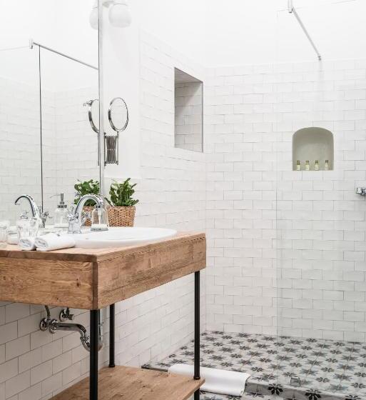 דירת חדר סופריור, R40 Vendégház