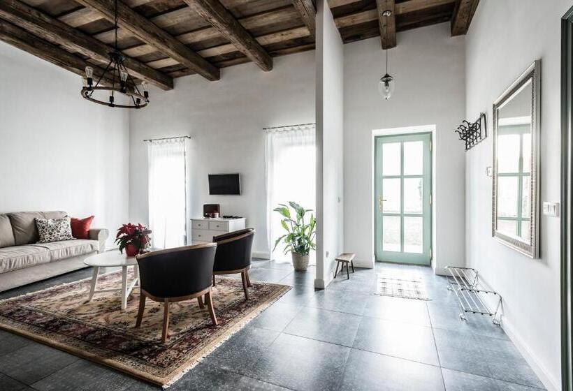 דירת חדר סופריור, R40 Vendégház