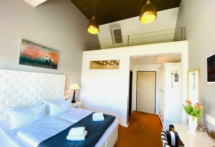 バルコニー付きスタンダードルーム, Seehotel Lichtenberg