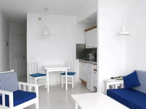 استودیوی استاندارد, Aparthotel Costa Volcán & Spa
