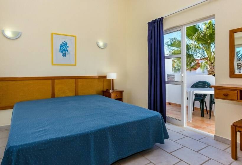 1ベッドルームアパートメント, Club Ouratlantico