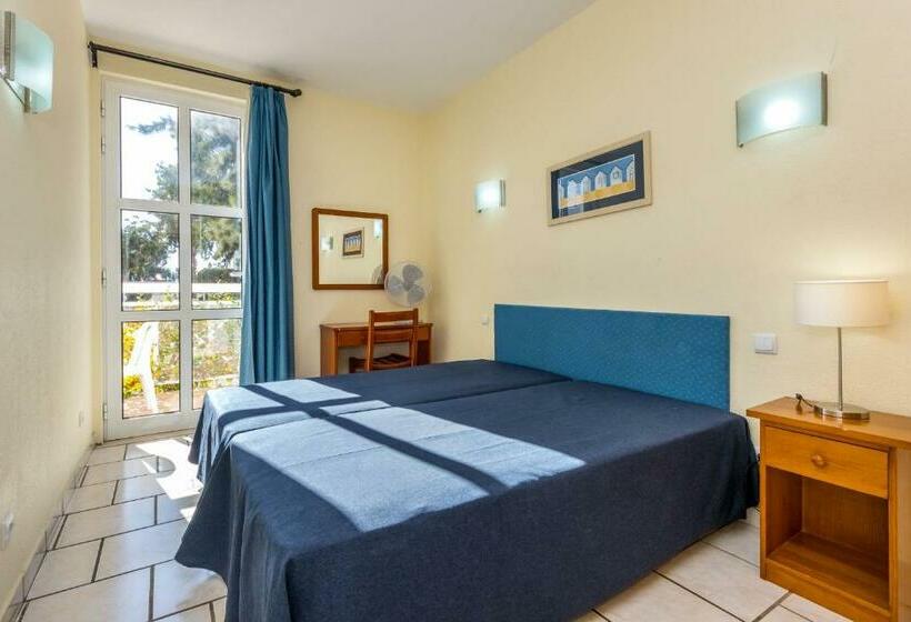 2ベッドルームアパートメント, Club Ouratlantico