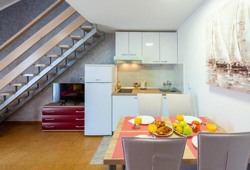 1침실 수피리어 아파트 바다 전망, Cina Apartments