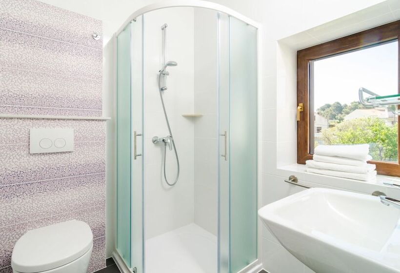 스탠다드 스튜디오 바다 전망, Cina Apartments