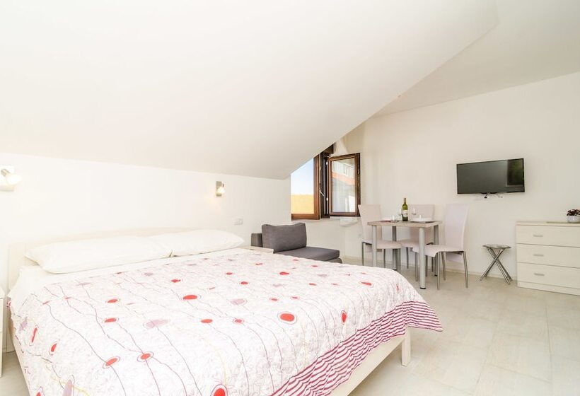 스탠다드 스튜디오 바다 전망, Cina Apartments