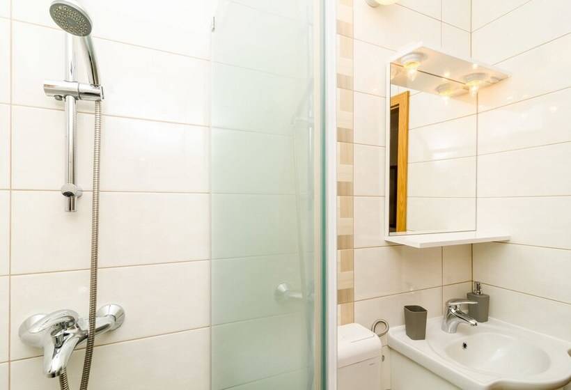 기본룸, Cina Apartments