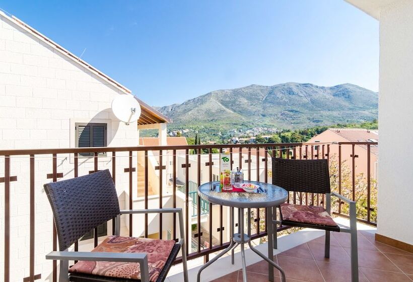 기본룸, Cina Apartments