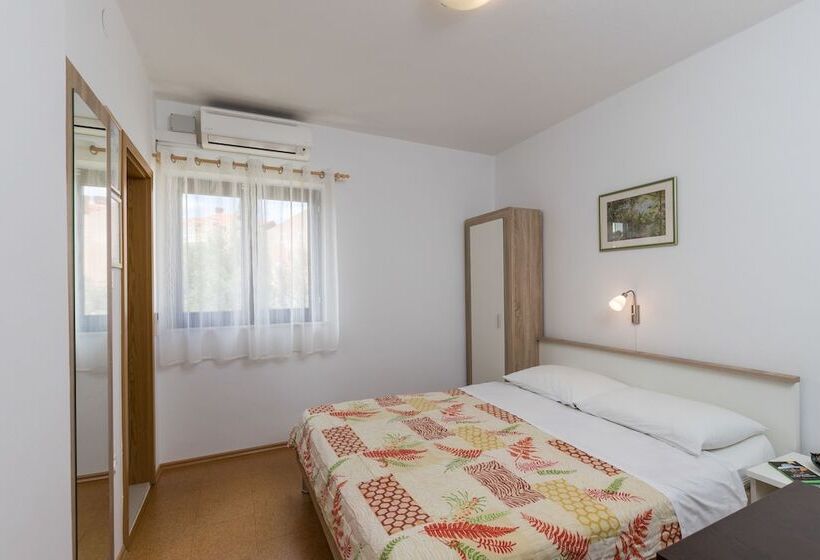 기본룸, Cina Apartments