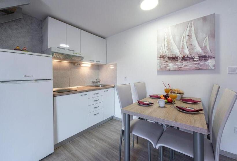 1침실 수피리어 아파트 바다 전망, Cina Apartments