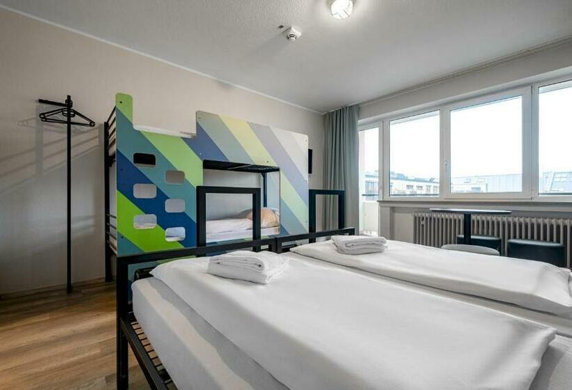 Семейный Номер, a&o München Hauptbahnhof