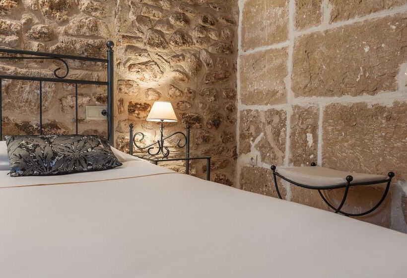 חדר סטנדרט, Can Simo