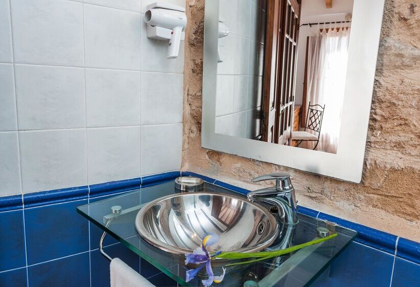 חדר סופריור, Can Simo