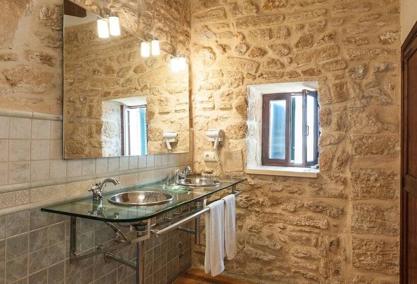 חדר סטנדרט, Can Simo