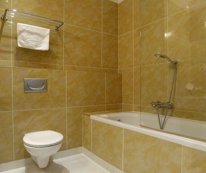 Junior Suite, Grand