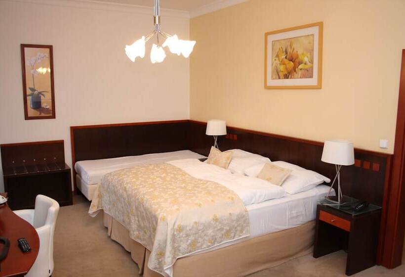 Junior Suite, Grand
