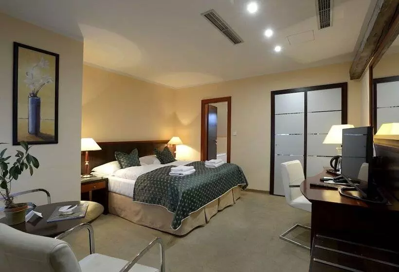 اتاق استاندارد, Grand