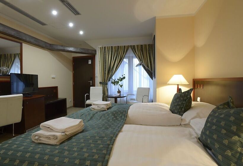 豪华房间, Grand