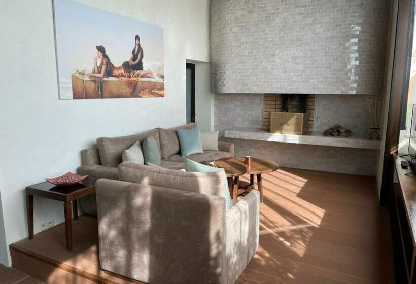 سوییت, Les Jardins De La Koutoubia