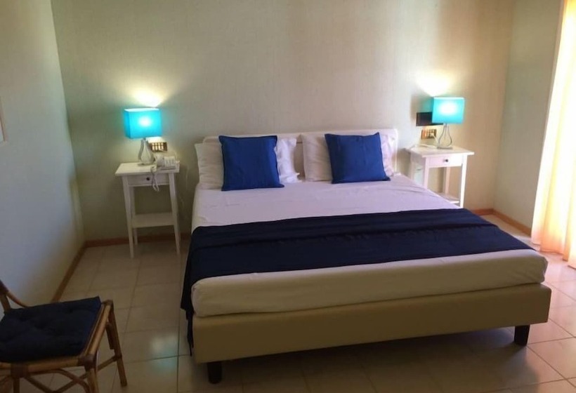 Трехместный Номер Комфорт, Paradise Beach Resort
