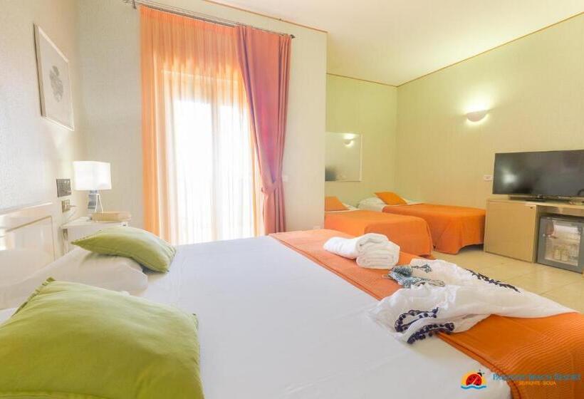 Четырехместный Номер Стандарт Вид на Море, Paradise Beach Resort