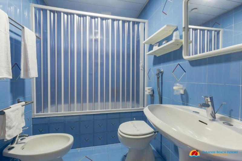 Четырехместный Номер Стандарт с Балконом, Paradise Beach Resort
