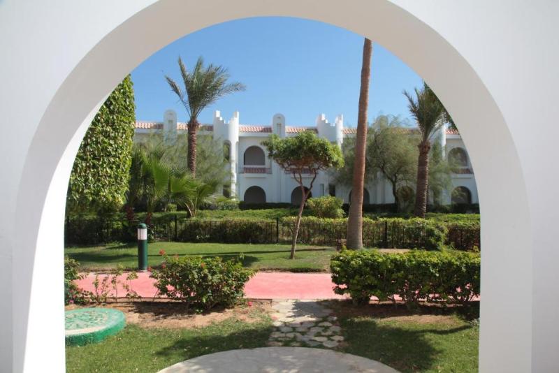 Standard Triple Room Garden View, Savoy Sharm El Sheikh