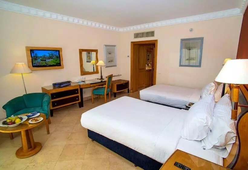 اتاق استاندارد با چشم‌انداز باغ, Savoy Sharm El Sheikh