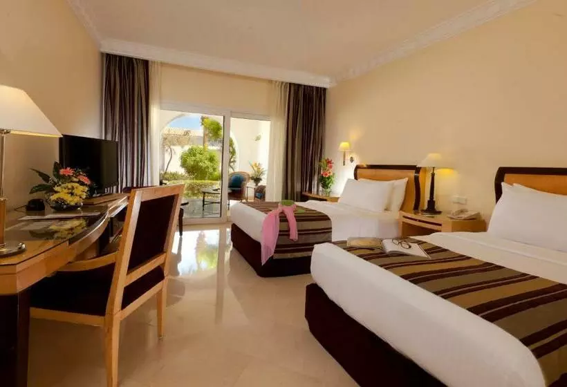 اتاق استاندارد با چشم‌انداز باغ, Savoy Sharm El Sheikh