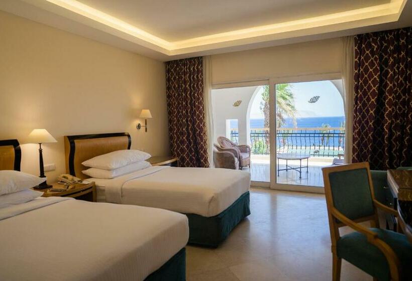 اتاق استاندارد با چشم‌انداز دریا, Savoy Sharm El Sheikh