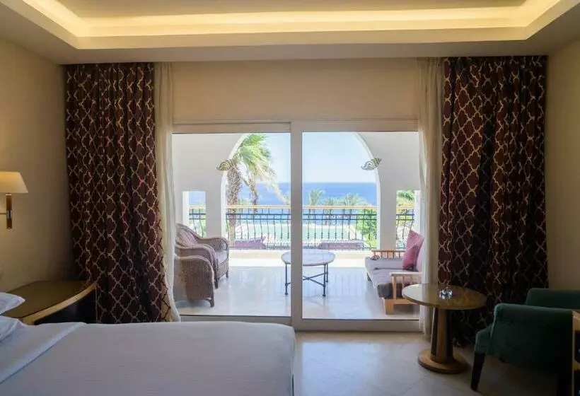 اتاق استاندارد با چشم‌انداز دریا, Savoy Sharm El Sheikh