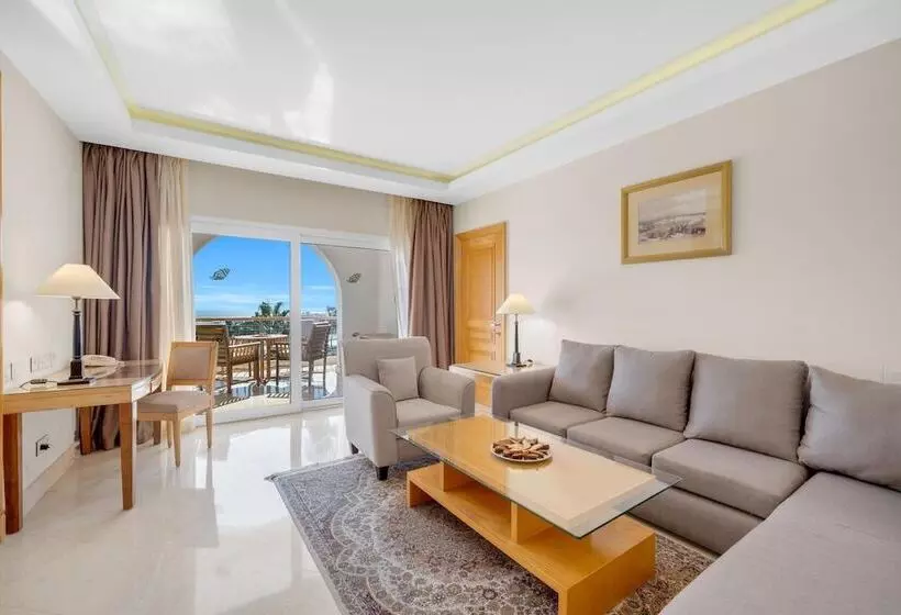 سوییت با چشم‌انداز دریا, Savoy Sharm El Sheikh