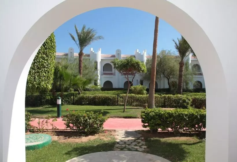اتاق استاندارد با چشم‌انداز باغ, Savoy Sharm El Sheikh