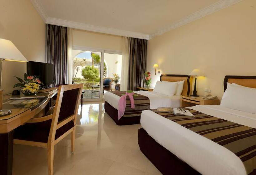 اتاق استاندارد با چشم‌انداز باغ, Savoy Sharm El Sheikh