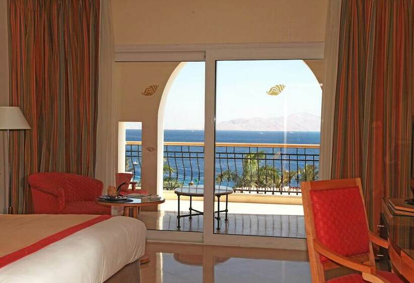 اتاق استاندارد با چشم‌انداز دریا, Savoy Sharm El Sheikh