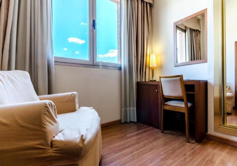 غرفة قياسية, Saylu