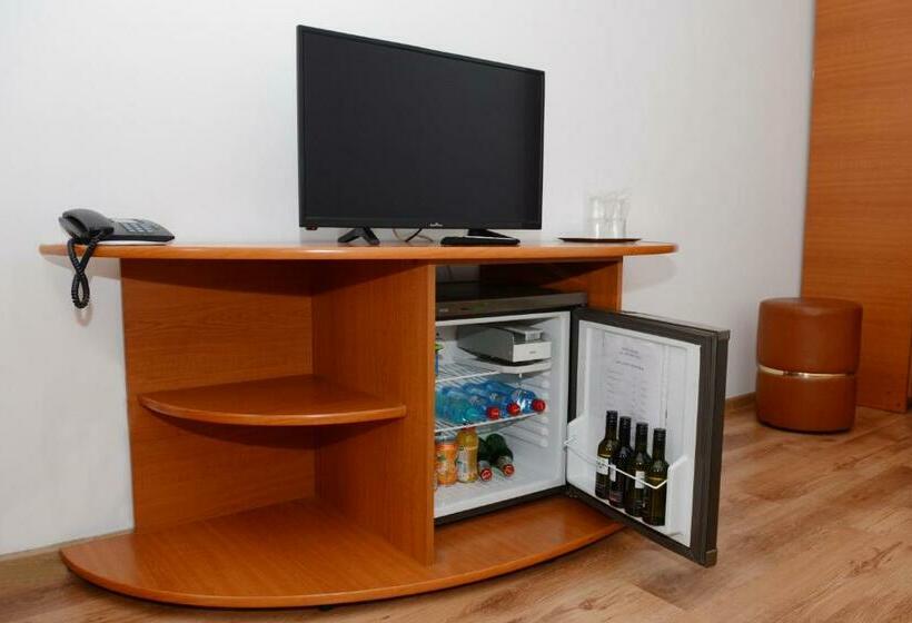 Номер Стандарт, Select