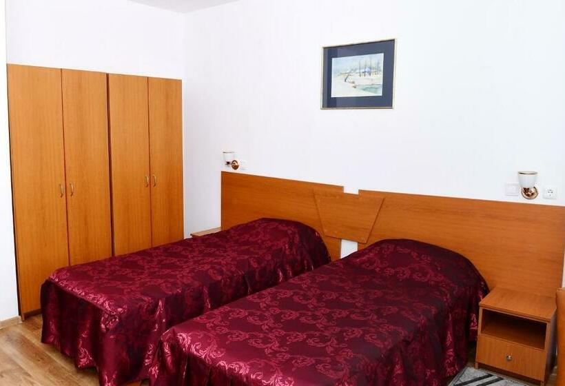 Номер Стандарт, Select