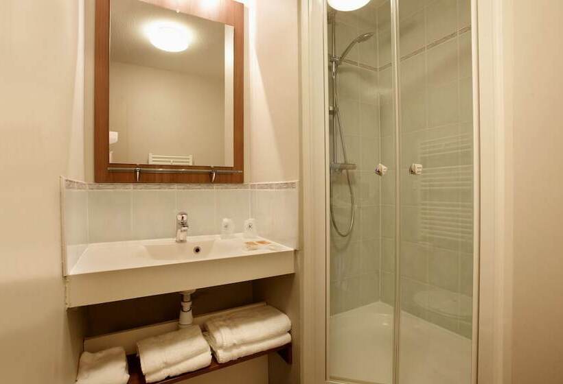 Номер Престиж, The Originals City, Hôtel Les Bruyères, Dax Nord