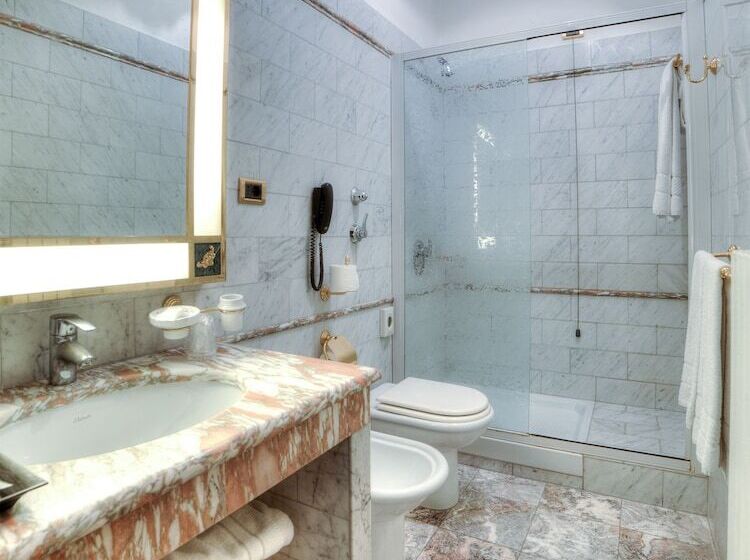 Четырехместный Номер Стандарт, Villa Stanley